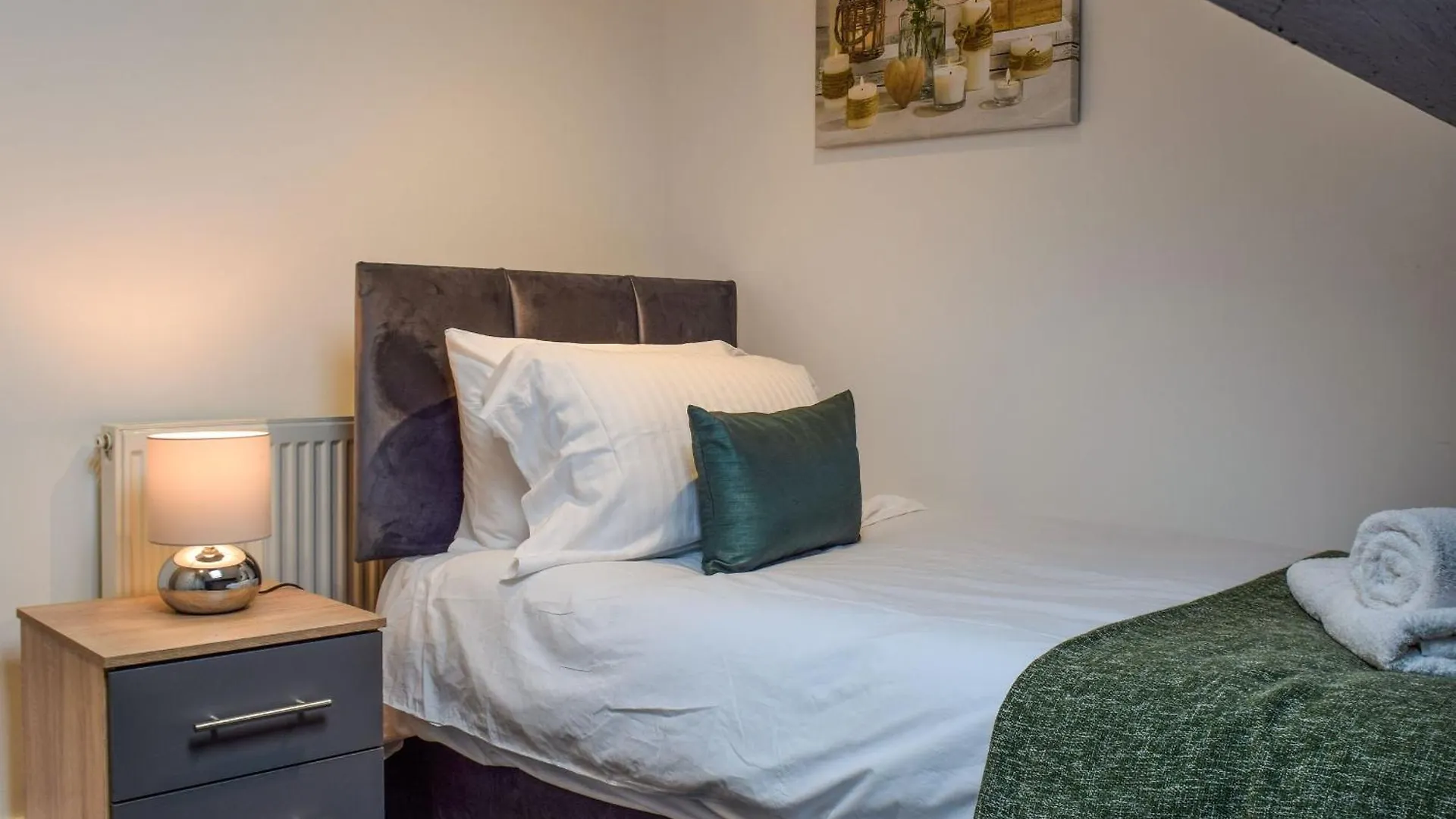 Apartment 6 - Uk48914 Huddersfield